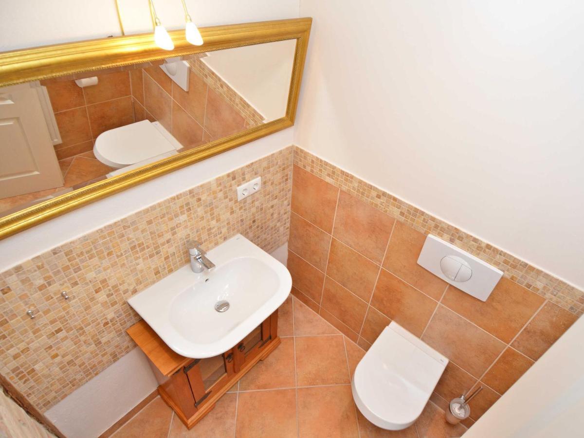 Villa "To Hus" In Sellin - Appartement 02 Mit Kamin Und Balkon Esterno foto